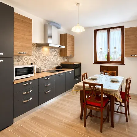 Breva E Tivano - Larihome A54 * غْرافيدونا